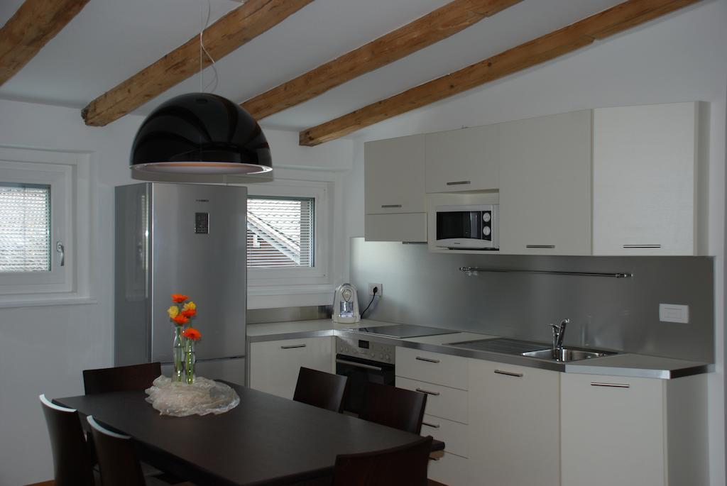 كولّي إيساركو Aparthotel Pichler الغرفة الصورة